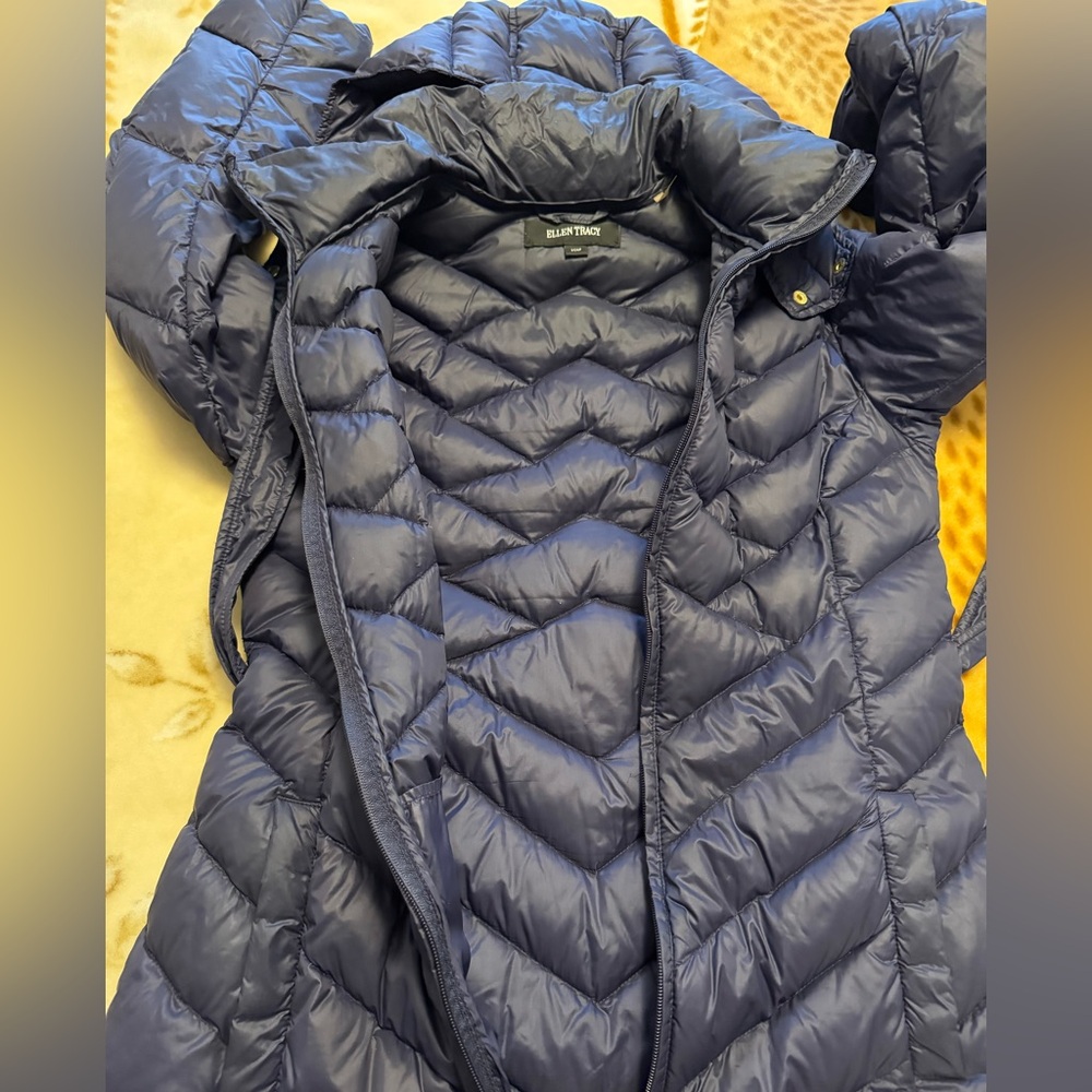 Ellen Tracy Light Down Jacket , Size Small, Purpl… - image 4